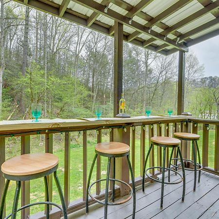 Smoky Mountain Cozy Cove Cabin Deck And Fire Pit! 코스비 외부 사진